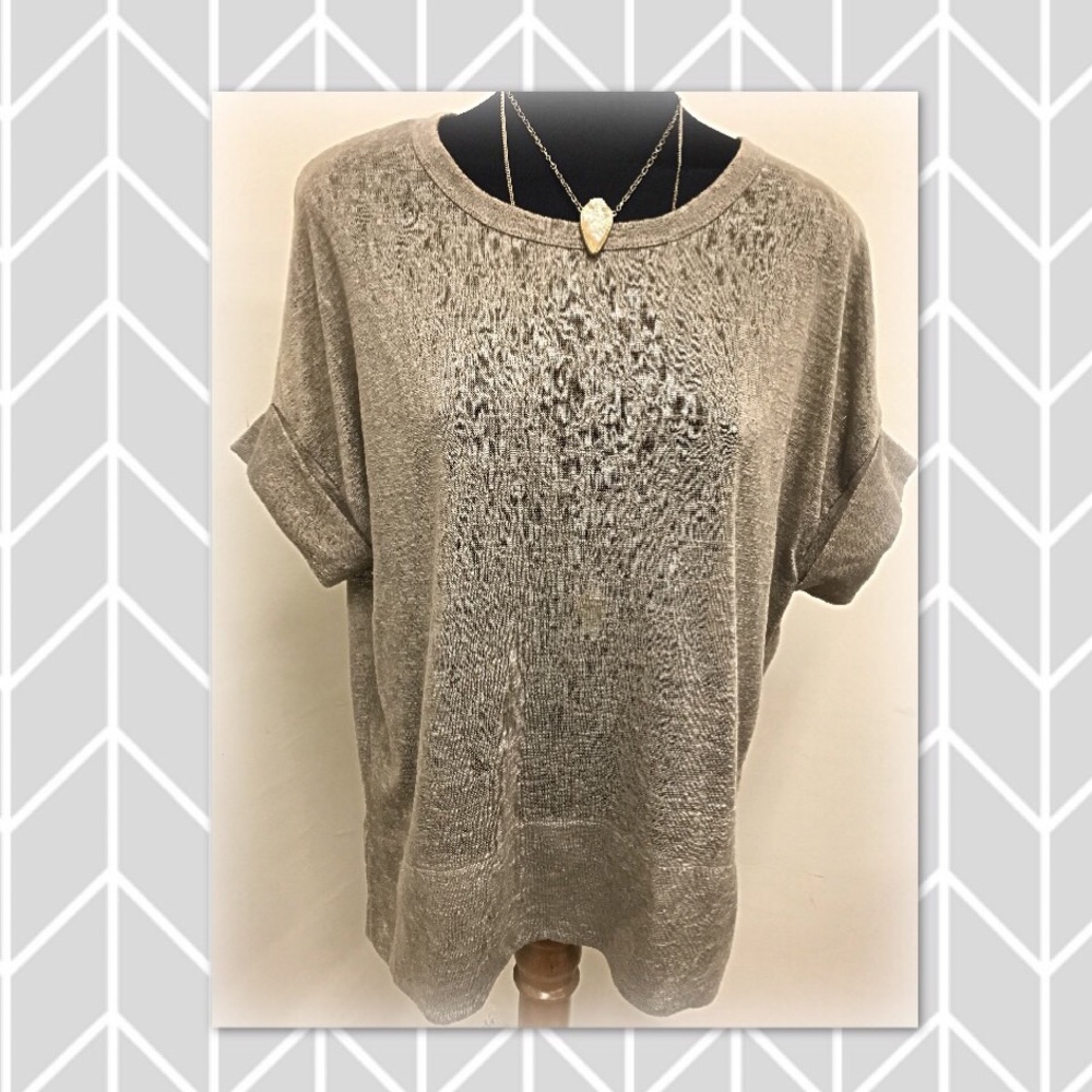 Mocha short sleeve knit top